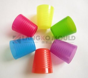 Colorful PP water cup moulds making