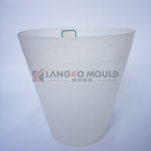 bucket mould 22